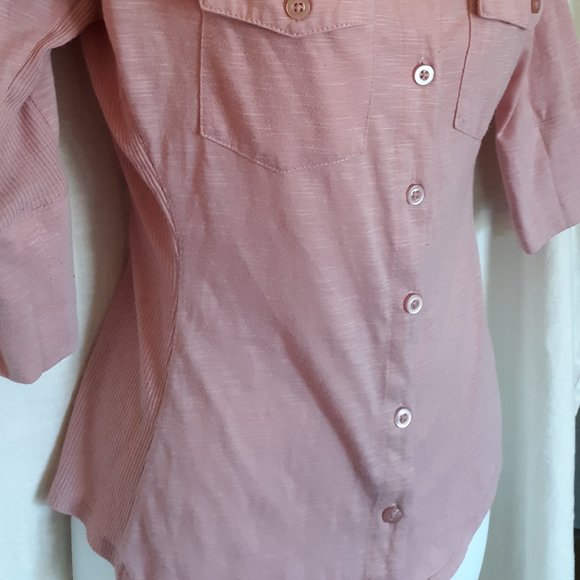 Candie's Rose Pink Quarter Sleeve Button Down Top - Picture 7 of 10
